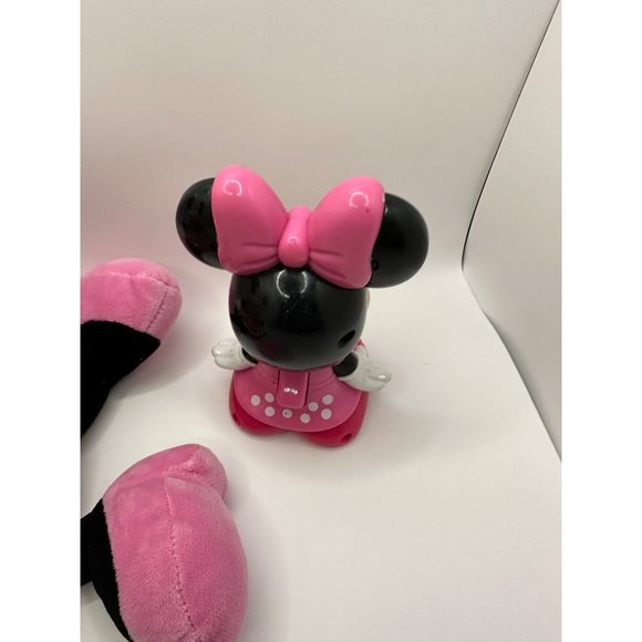 Mini Mouse plush stuffed animal and flashlight - Picture 3 of 5